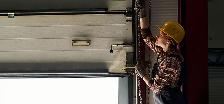 Addressing Common Garage Door Stoppage Issues in Maryville, TN